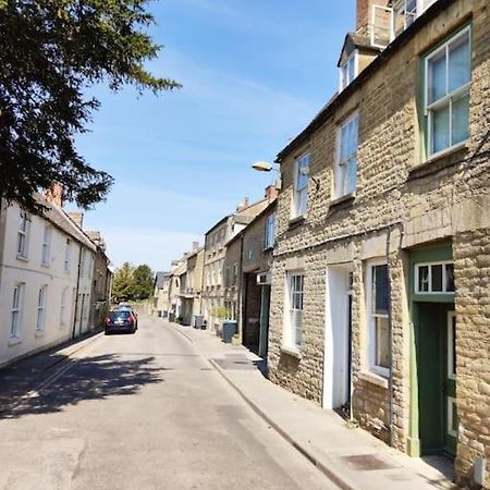 Spacious 1-Bed Apartment With Super King Or Twin In Central Charlbury, Cotswolds Dış mekan fotoğraf