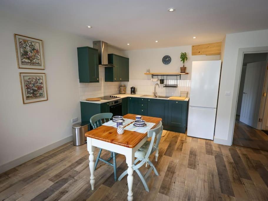 Spacious 1-Bed Apartment With Super King Or Twin In Central Charlbury, Cotswolds Dış mekan fotoğraf